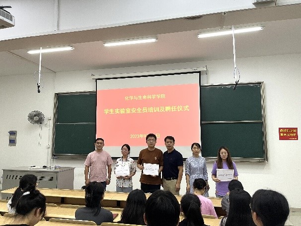 捕鱼游戏网页版