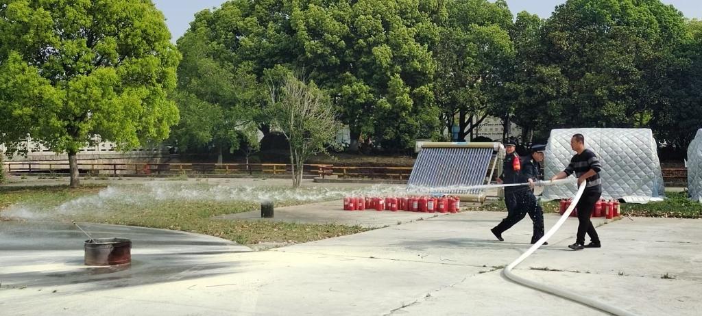 捕鱼游戏网页版