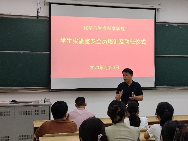 捕鱼游戏网页版