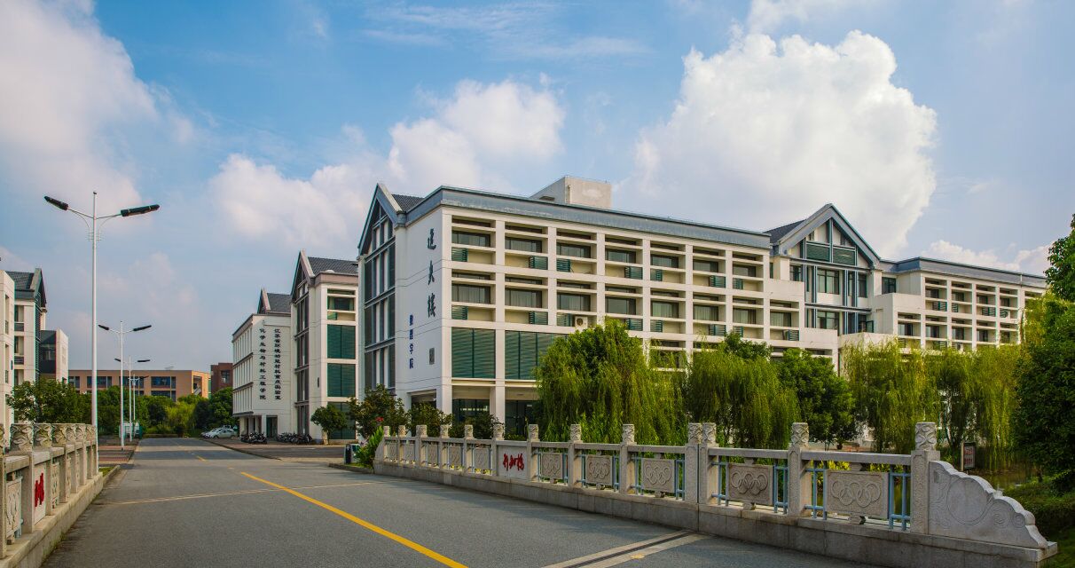捕鱼游戏网页版
